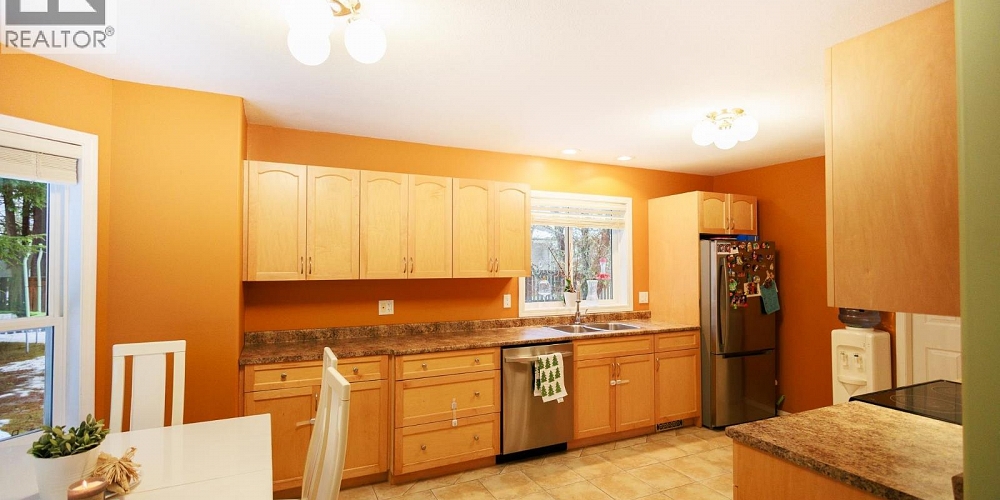 5418 MCCONNELL CRESCENT Terrace Photo 12 5418 MCCONNELL CRESCENT Terrace Photo 12